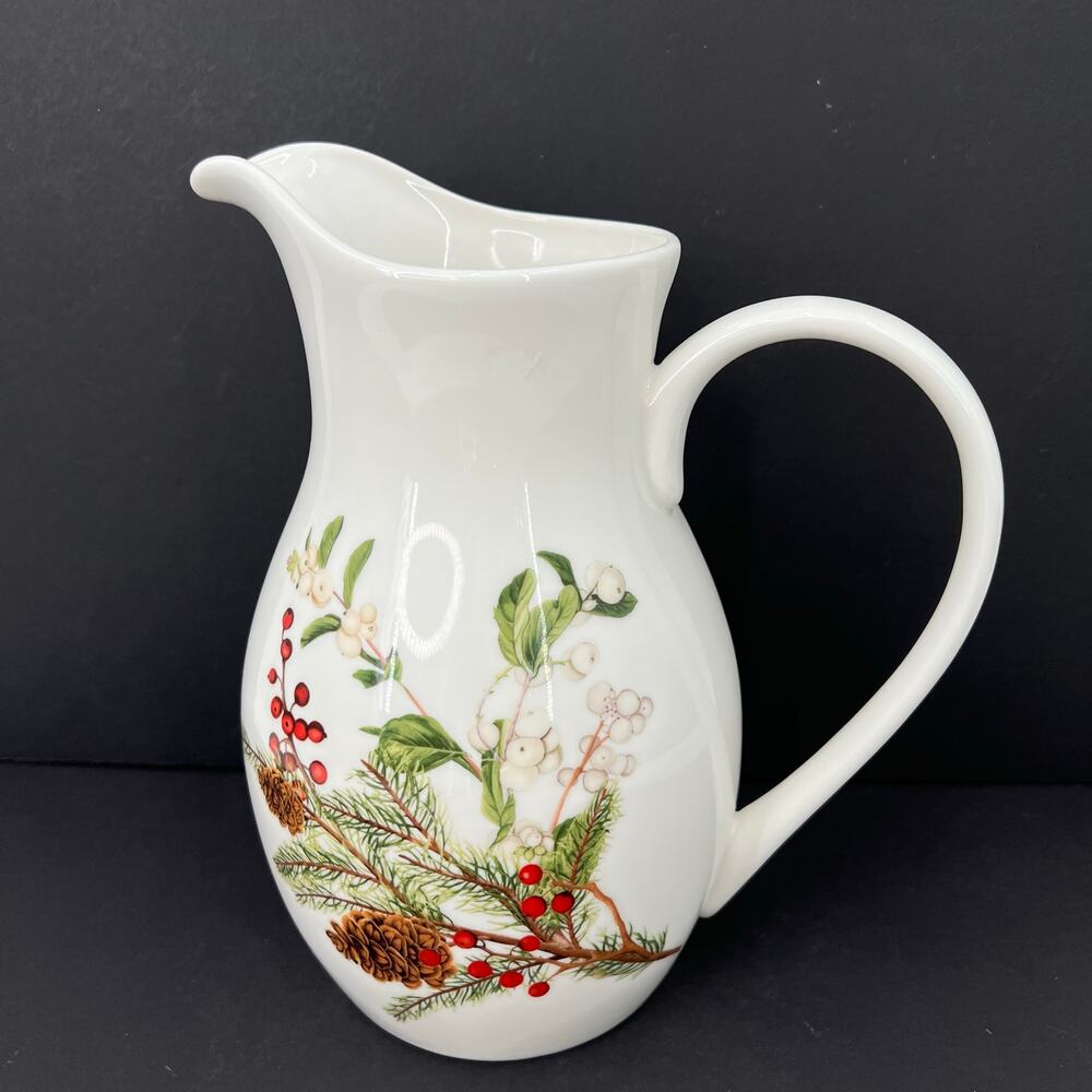 Williams Sonoma Woodland Berry Pinecone pitcher